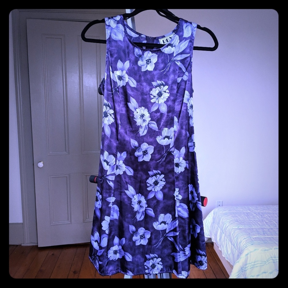 DBY Ltd. Silk purple/floral sleeveless dress.